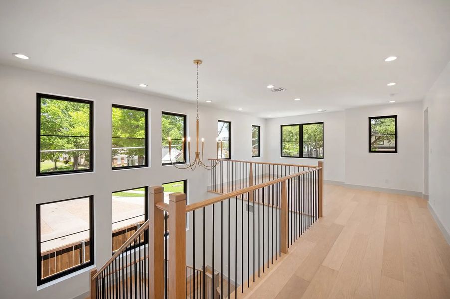 Spacious, unfurnished interior of a new home in , Dallas (Image 31).