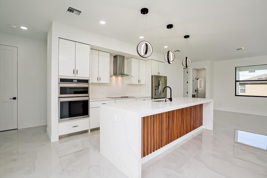 5203SouthLovoy-11