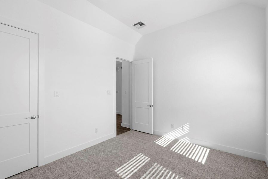 Spacious, unfurnished interior of a new home in Meridiana, Manvel (Image 20).