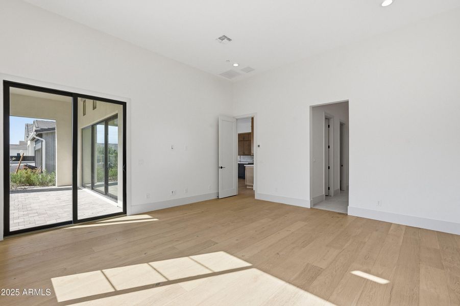 ListerPros-28 ListerPros-28