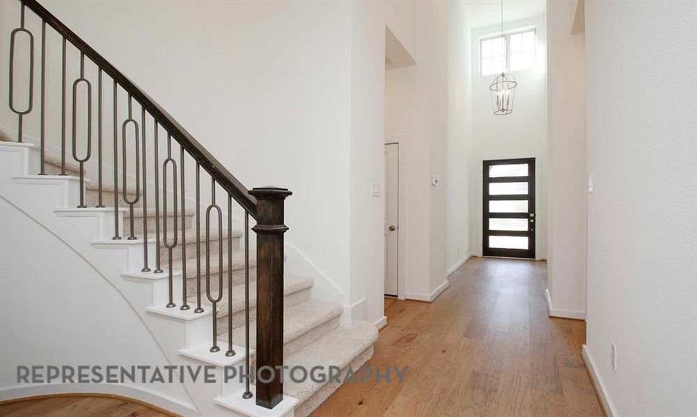 Spacious, unfurnished interior of a new home in Star Trail, Prosper (Image 19).