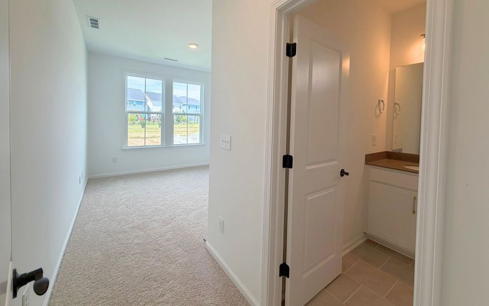 Spacious, unfurnished interior of a new home in Wendell Falls, Wendell (Image 13). Spacious, unfurnished interior of a new home in Wendell Falls, Wendell (Image 13).
