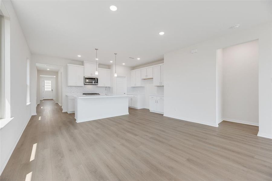 Spacious, unfurnished interior of a new home in Spiritas Ranch, Little Elm (Image 28). Spacious, unfurnished interior of a new home in Spiritas Ranch, Little Elm (Image 28).