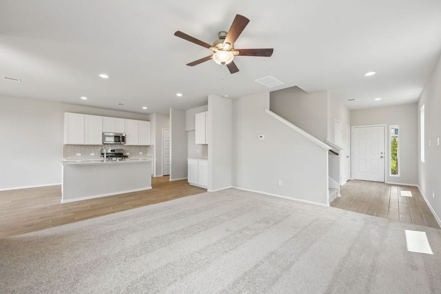 Spacious, unfurnished interior of a new home in Azalea, Pattison (Image 15).