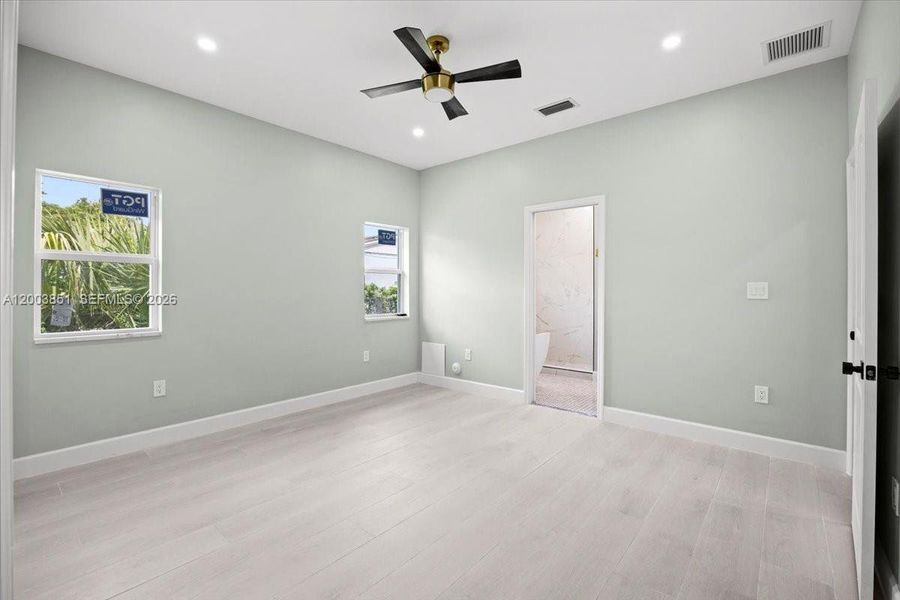 Spacious, unfurnished interior of a new home in , West Palm Beach (Image 32).