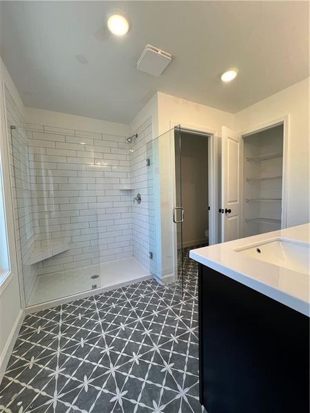 Spacious, unfurnished interior of a new home in Wilkins Walk, Mableton (Image 22).