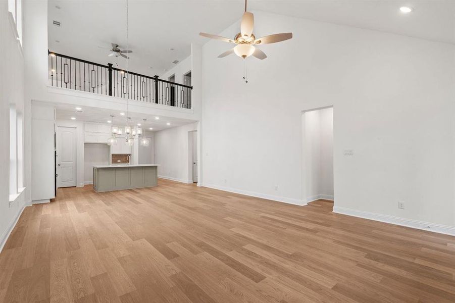 DAL_Painted Tree_Easton_3204 Vermilion Street (16) DAL_Painted Tree_Easton_3204 Vermilion Street (16)