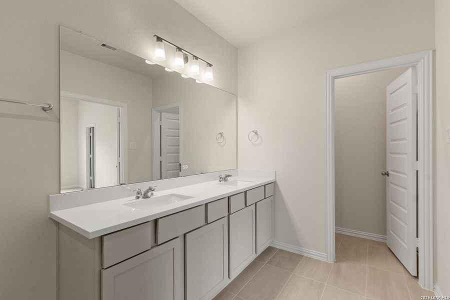 Furnished interior view inside a new home in Prominence, San Antonio (Image 6).
