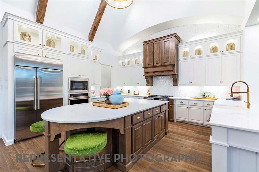 Furnished interior view inside a new home in Star Trail, Prosper (Image 8).