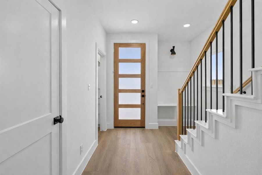 Spacious, unfurnished interior of a new home in , Dallas (Image 13).