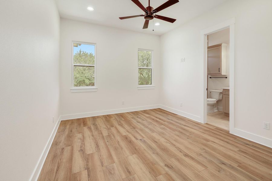 Spacious, unfurnished interior of a new home in , Liberty Hill (Image 22).