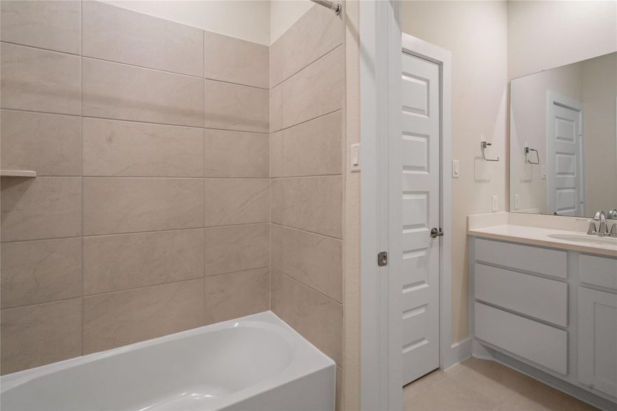 Furnished interior view inside a new home in Woodson’s Reserve, Spring (Image 8).