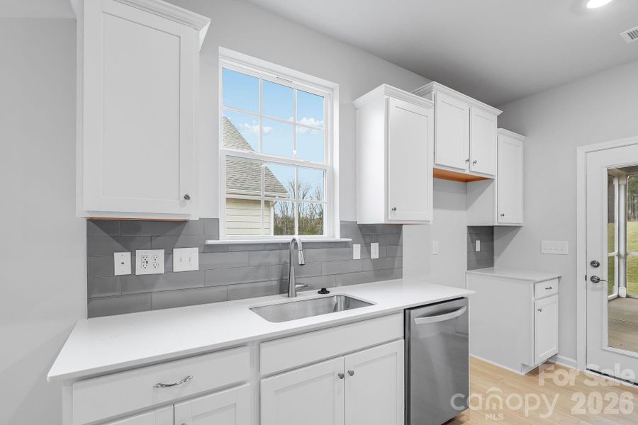 Furnished interior view inside a new home in Roselyn, Lancaster (Image 4).