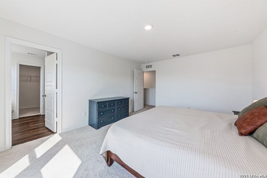 Furnished interior view inside a new home in Cinco Lakes, San Antonio (Image 14).