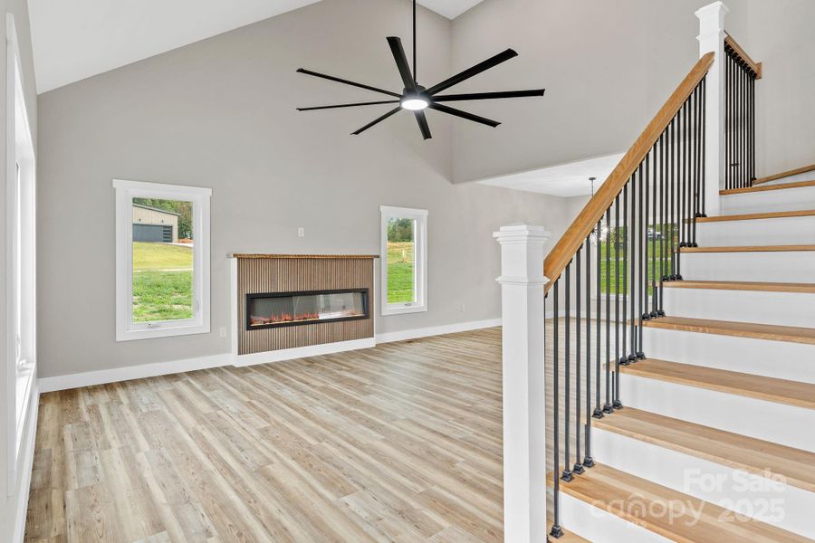 Spacious, unfurnished interior of a new home in , Asheville (Image 32).