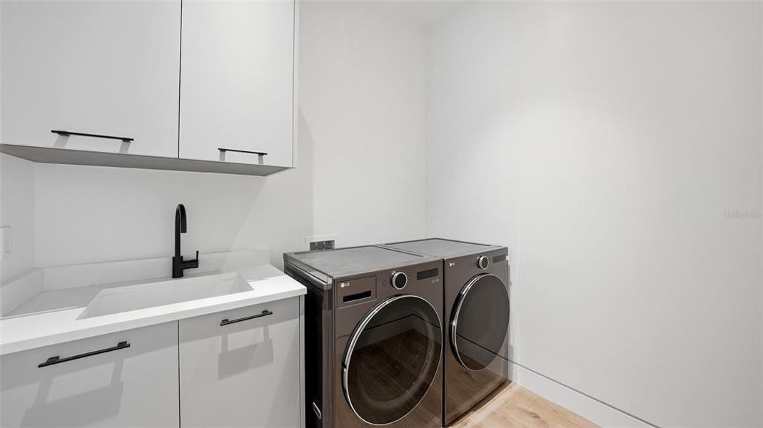 Image 30 of a home in .