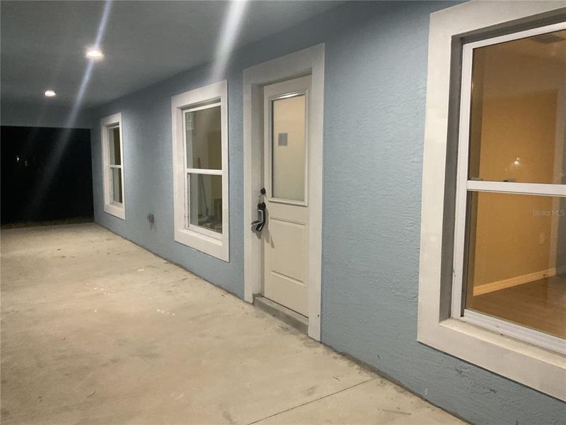 Exterior details and patio area of a home in , Okeechobee (Image 21).