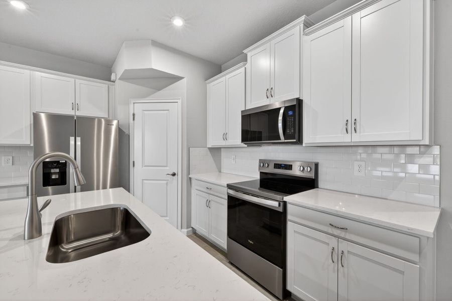 Furnished interior view inside a new home in Crosswind Ranch, Parrish (Image 4).
