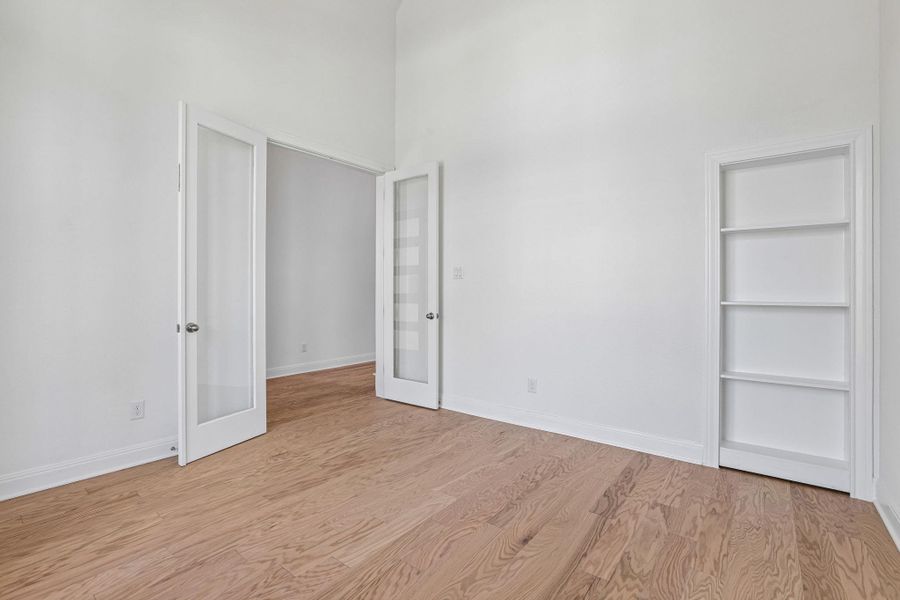 Spacious, unfurnished interior of a new home in 6 Creeks, Kyle (Image 22). Spacious, unfurnished interior of a new home in 6 Creeks, Kyle (Image 22).