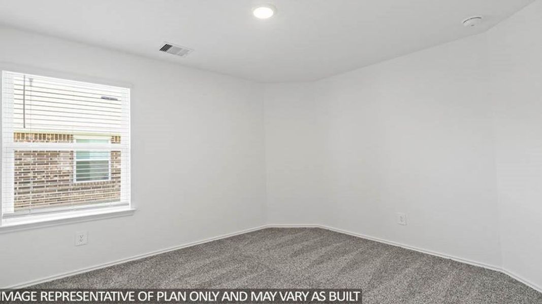 Spacious, unfurnished interior of a new home in Venetian Pines, Conroe (Image 9).