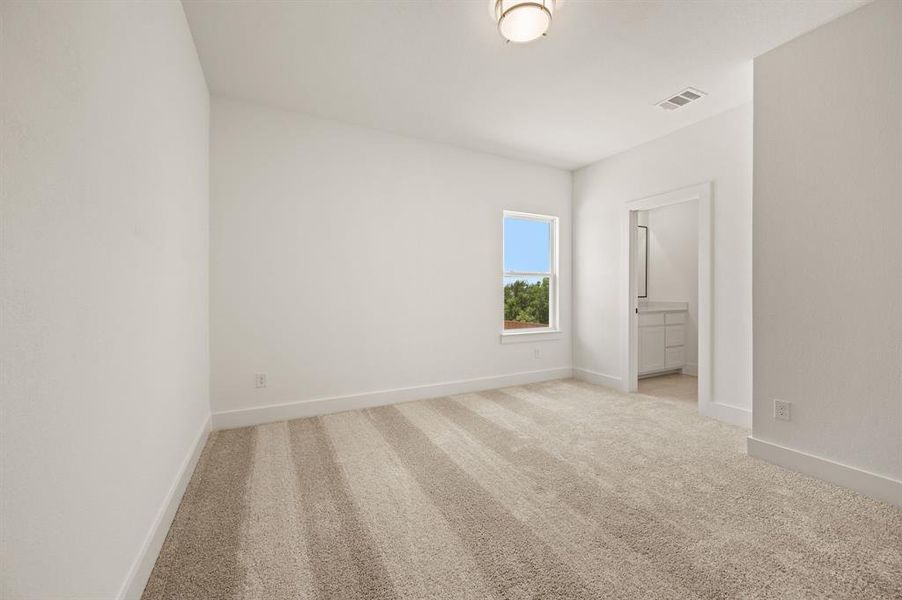 Spacious, unfurnished interior of a new home in Parks of Aledo, Aledo (Image 24).