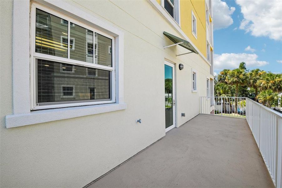 Front exterior of a new home in , New Smyrna Beach, FL, highlighting curb appeal (Image 20).