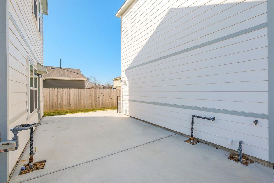 Exterior details and patio area of a home in , Houston (Image 30).