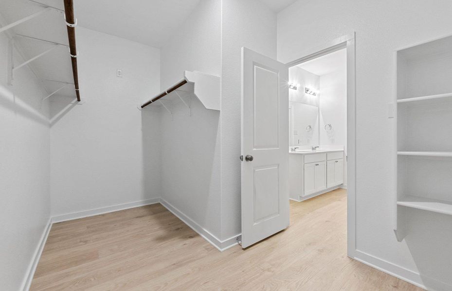 Spacious, unfurnished interior of a new home in County View, Temple (Image 17). Spacious, unfurnished interior of a new home in County View, Temple (Image 17).