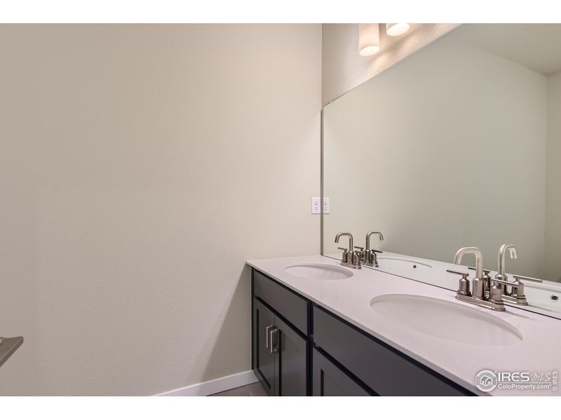 Close-up of interior finishes inside a home in Waterfield, Fort Collins (Image 17). Close-up of interior finishes inside a home in Waterfield, Fort Collins (Image 17).