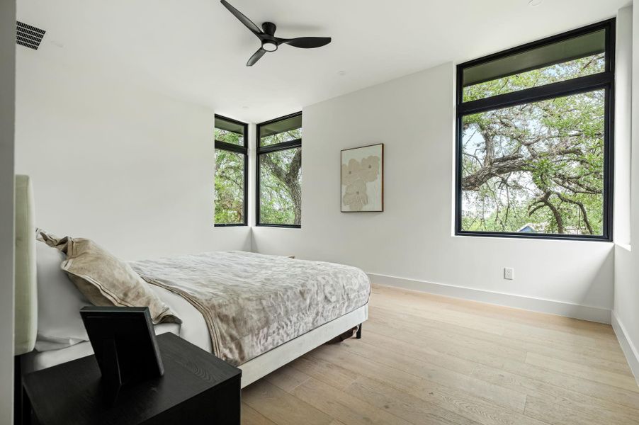 Furnished interior view inside a new home in , Austin (Image 26). Furnished interior view inside a new home in , Austin (Image 26).