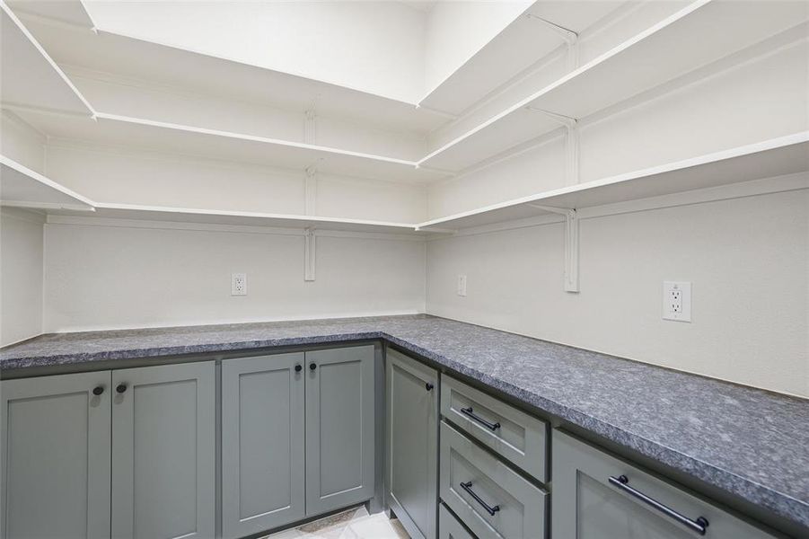 Image 36 of a home in .