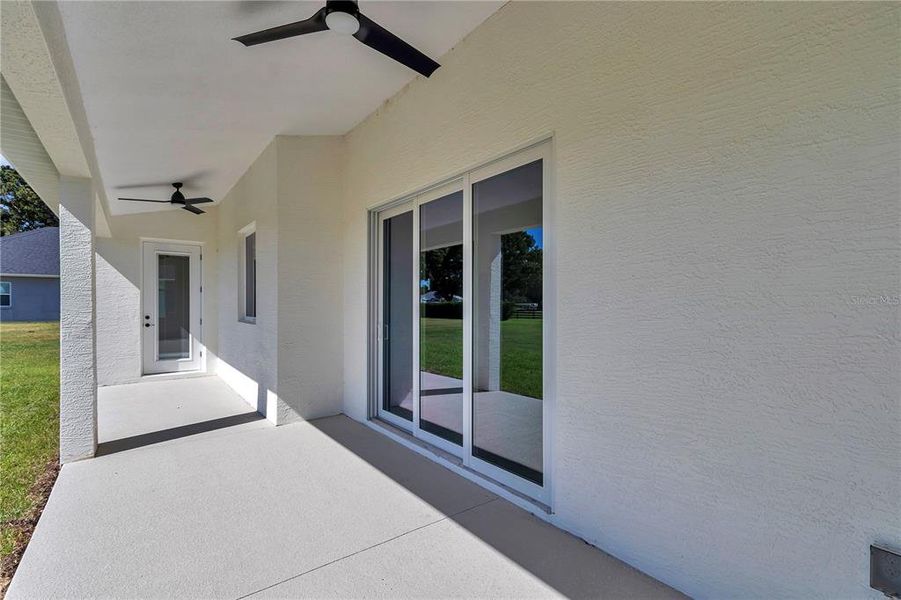 Exterior details and patio area of a home in , Ocala (Image 27).