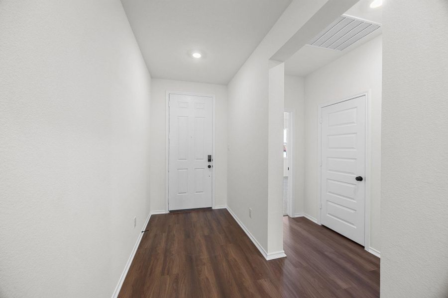 Spacious, unfurnished interior of a new home in Salerno - Classic Collection, Round Rock (Image 26).