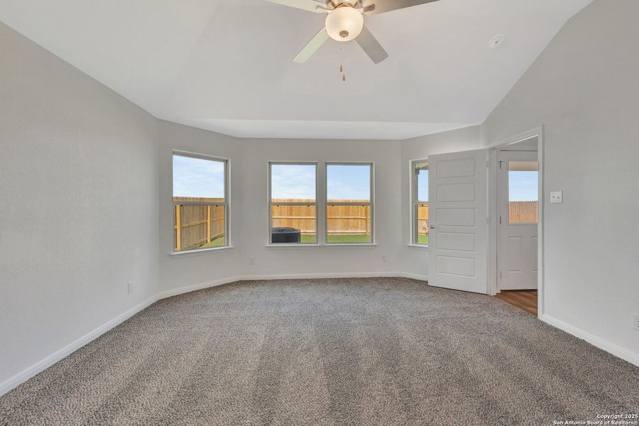 Spacious, unfurnished interior of a new home in Park Place, New Braunfels (Image 26). Spacious, unfurnished interior of a new home in Park Place, New Braunfels (Image 26).