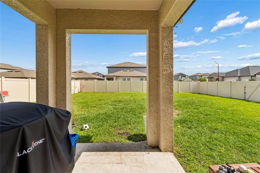 Exterior details and patio area of a home in , Land O' Lakes (Image 28).