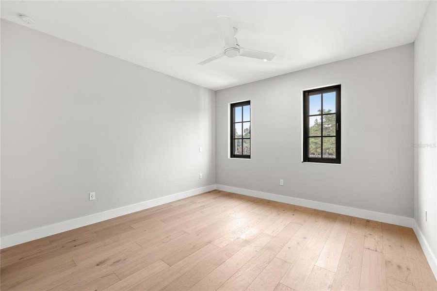 Spacious, unfurnished interior of a new home in College Park, Orlando (Image 55). Spacious, unfurnished interior of a new home in College Park, Orlando (Image 55).