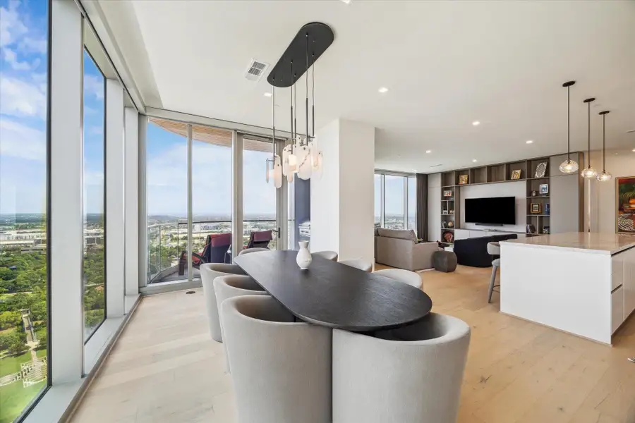 Unit 2601 features stunning designer upgrades and unobstructed northwest views over Buffalo Bayou Park.