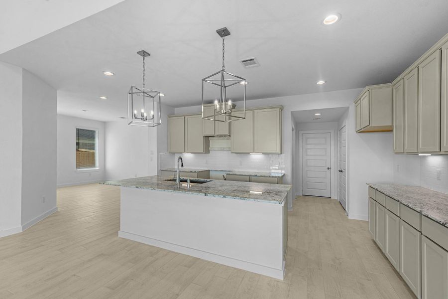 Furnished interior view inside a new home in Huntington Place, Rosharon (Image 7).