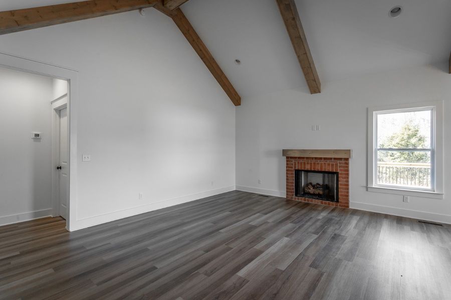 Representative unfurnished interior of a home built from the Groveland by Riverstone Construction, LLC in Creekside, Cleveland (Image 20).