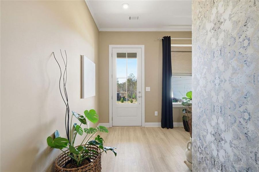 Spacious, unfurnished interior of a new home in , Ellijay (Image 19).