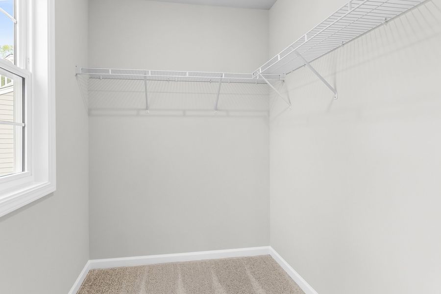 Spacious, unfurnished interior of a new home in Central Creek, Goose Creek (Image 29).