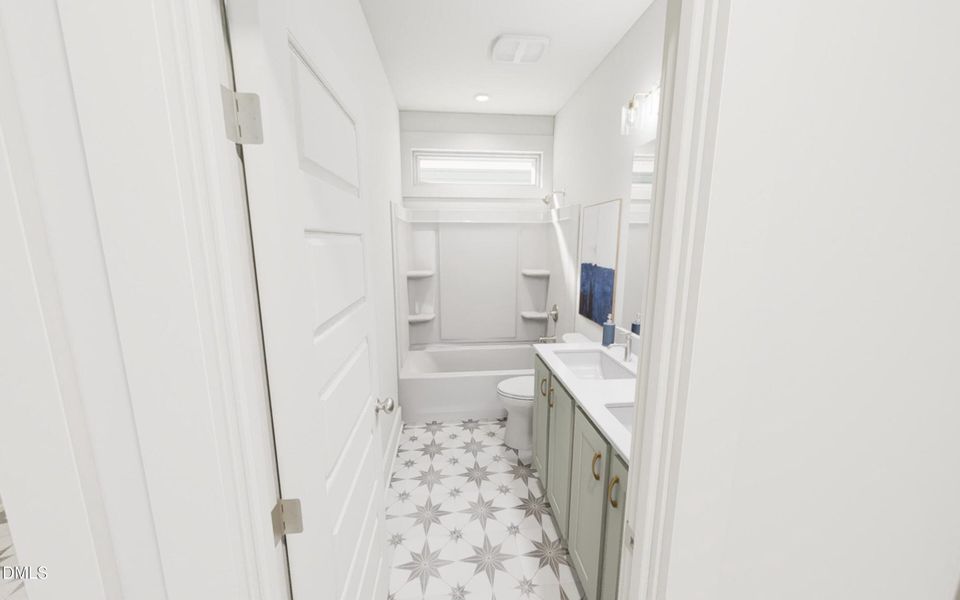 Secondary Bath - Sonny & Cher Interior