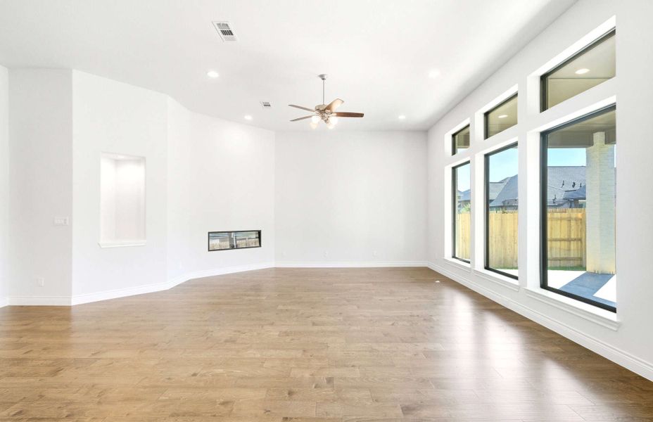Representative unfurnished interior of a home built from the 2688AU by Ravenna Homes in Audubon 60′, Magnolia (Image 22).