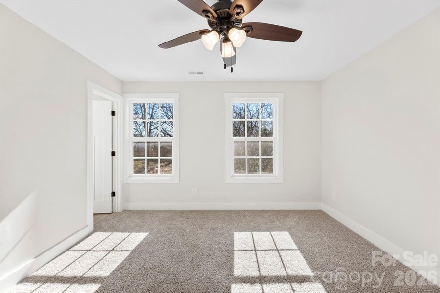 Spacious, unfurnished interior of a new home in , Shelby (Image 14).