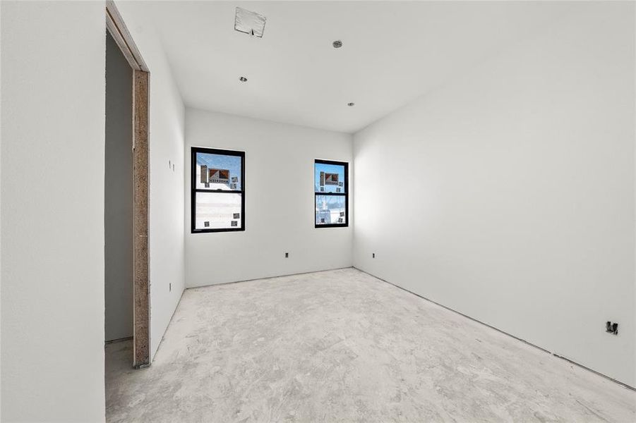 Spacious, unfurnished interior of a new home in , Woodway (Image 7).
