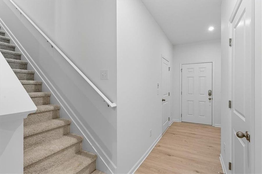 Spacious, unfurnished interior of a new home in Park Center Pointe, Austell (Image 17).