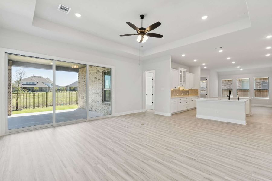 Spacious, unfurnished interior of a new home in Westside Preserve, Midlothian (Image 16).