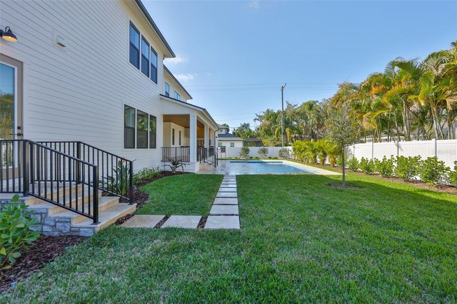 Exterior details and patio area of a home in , Tampa (Image 38).