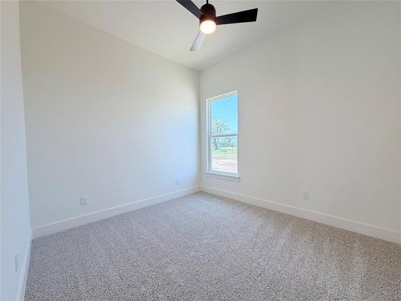 Spacious, unfurnished interior of a new home in , Weatherford (Image 25).