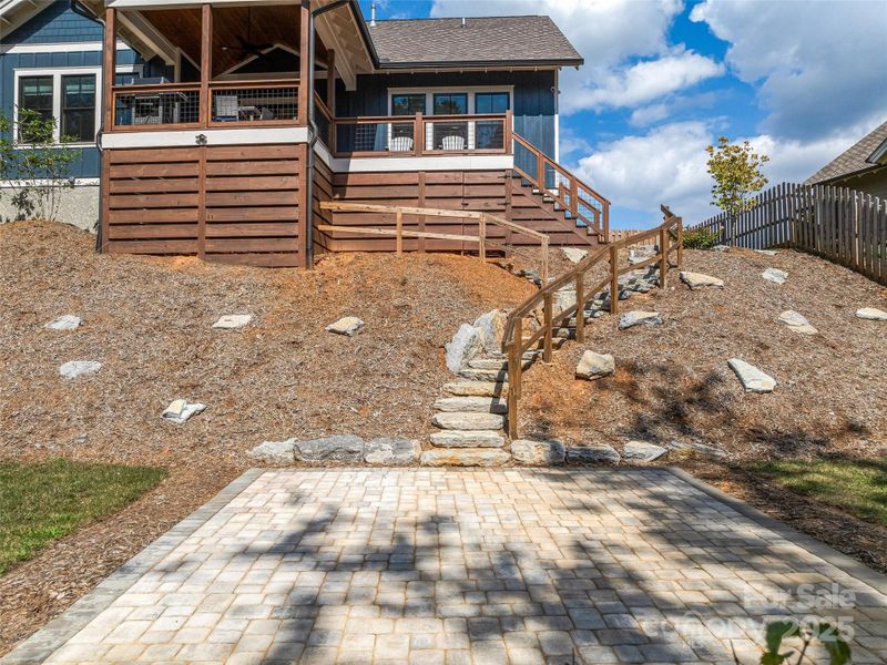 Image 31 of a home in . Image 31 of a home in .